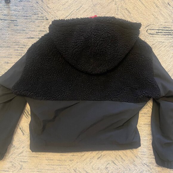 Abercrombie Black Cropped Winterized Traveler Jacket - Picture 4 of 5